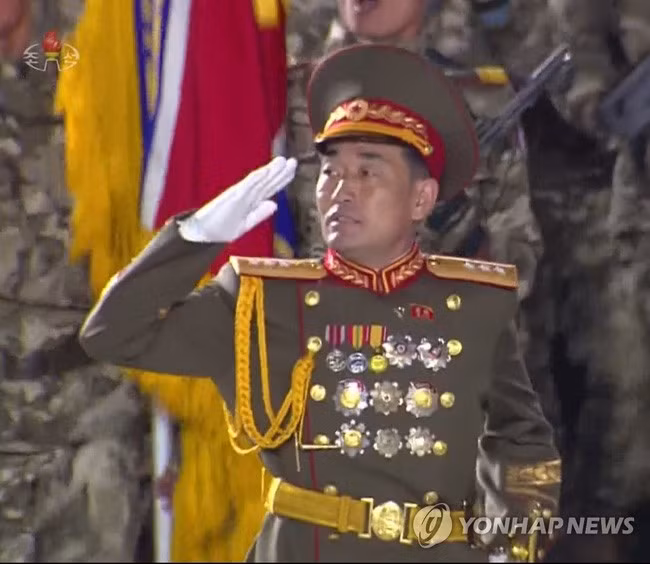 Tướng 3 sao Kim Jong-gil.