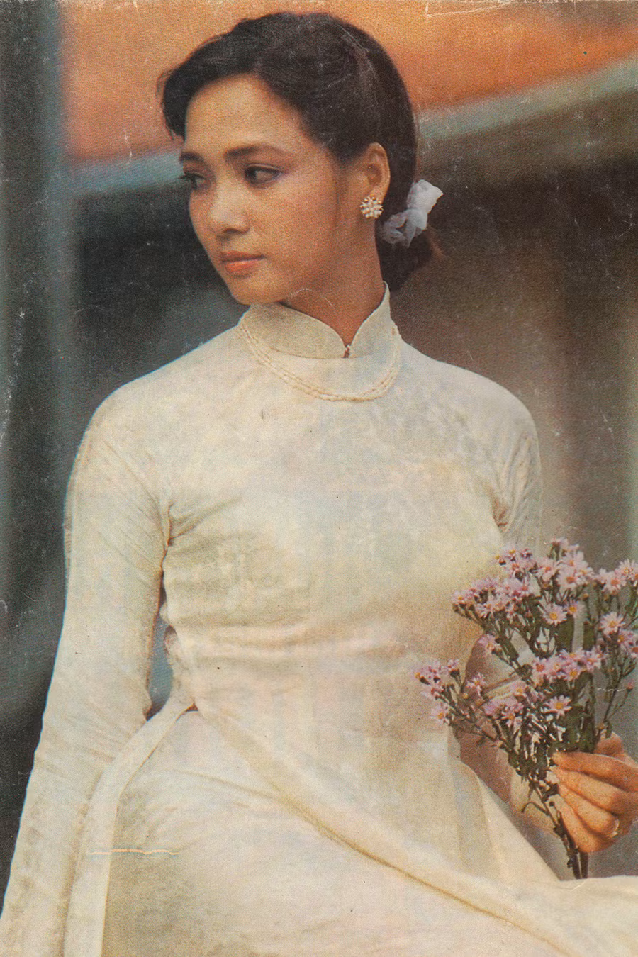 Có thể nói, hai chị em Lê Vân, Lê Khanh đều sở hữu vẻ đẹp 