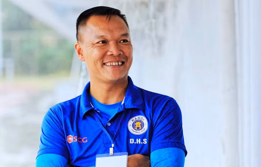 Cựu danh thủ Dương Hồng Sơn sẽ dẫn dắt Quảng Nam. (Ảnh: FBNV)