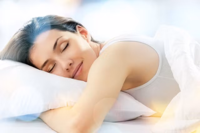 Tryptophan trong chuối giúp cải thiện chất lượng giấc ngủ. ẢNH: SHUTTERSTOCK