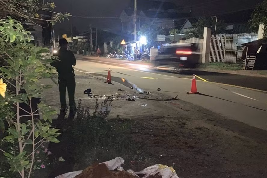 Hiện trường vụ hỗn chiến khiến 2 người chết, 3 người bị thương ở Bình Dương. Ảnh: Công an cung cấp