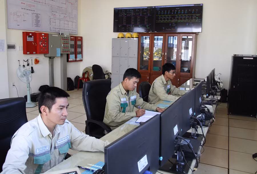  Truyền tải điện Gia Lai bước đầu áp dụng công nghệ đã mang lại hiệu quả rõ rệt. Ảnh: Lê Gia