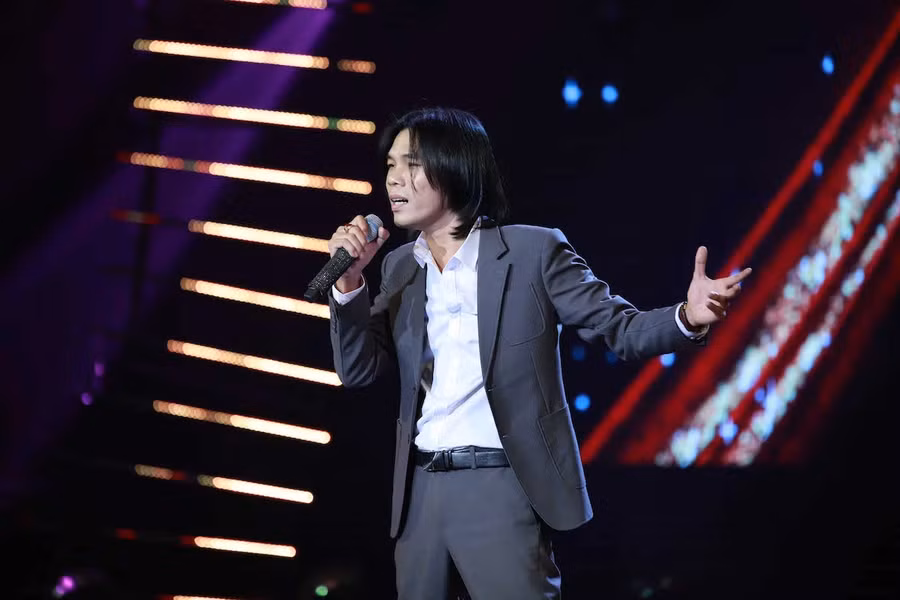 Nhật Lê sở hữu kỹ thuật hát, nhịp tốt và cao độ chuẩn, song gây tiếc nuối khi dừng chân ở chương trình. ẢNH: BTC