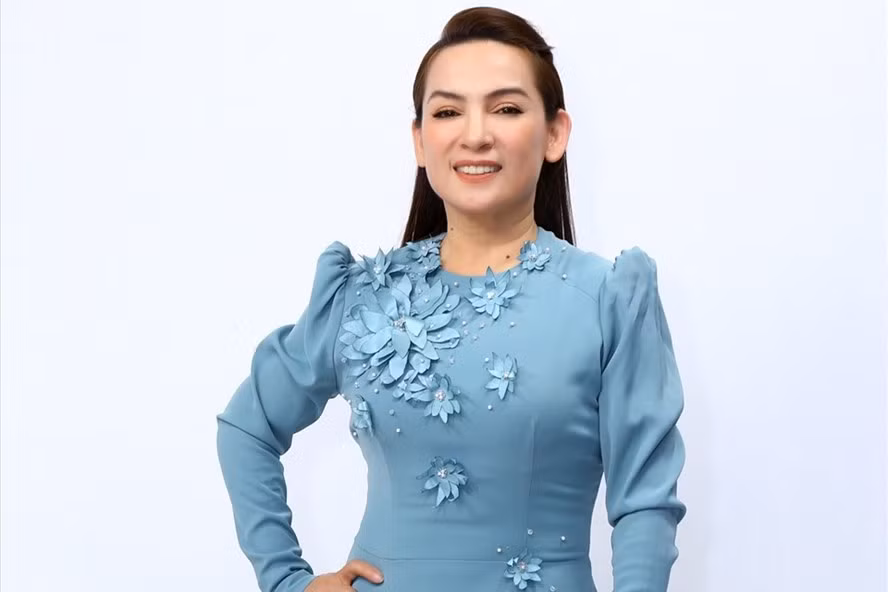 Phi Nhung chia sẻ về con gái ruột của mình. Ảnh: NSCC.