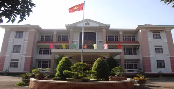 Trụ sở UBND huyện Đắk Song - nơi ông Sinh công tác. Ảnh B.N