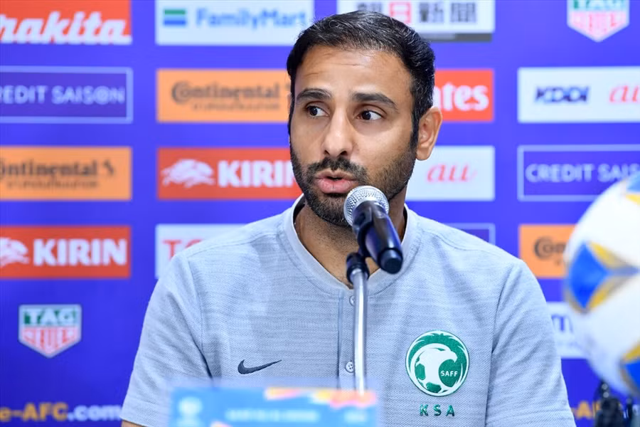 Huấn luyện viên Saad Alshehri của U23 Saudi Arabia. Ảnh: AFC