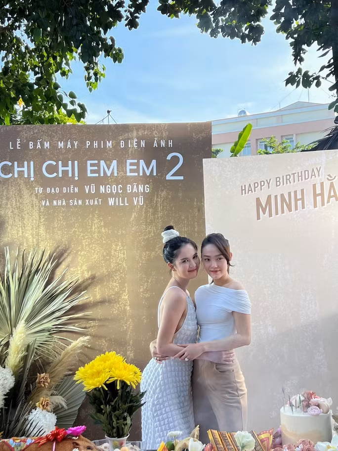 Hiện chưa rõ ai vào vai Ba Trà và ai là Tư Nhị