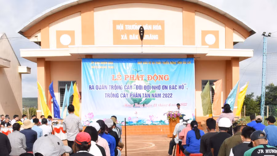 Quang cảnh lễ phát động. Ảnh: Hà Phương