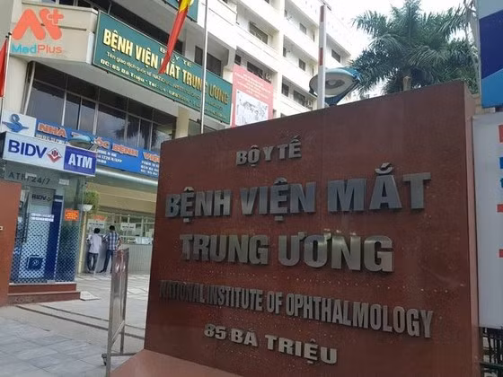 Bệnh viện Mắt Trung ương vừa có cảnh báo việc nhiều đối tượng mạo danh bác sĩ của bệnh viện để lừa đảo người bệnh