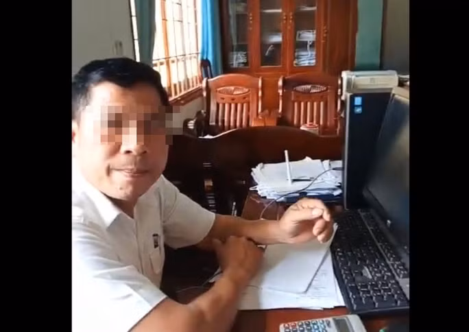 Ông T.V.H thừa nhận đã uống rượu vào buổi trưa, khi về phòng lấy áo khoác thì gặp người dân tới làm việc
