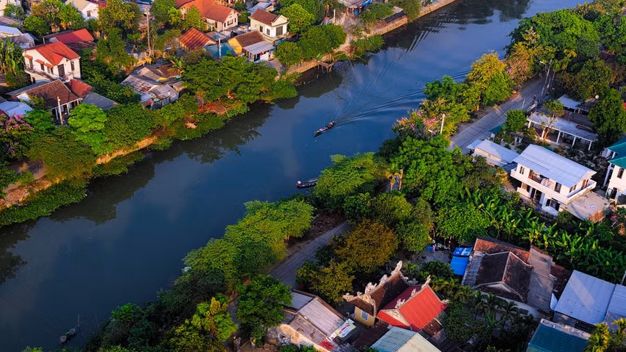 Ngắm Huế từ trên cao. Ảnh: Lê Huy Hoàng Hải