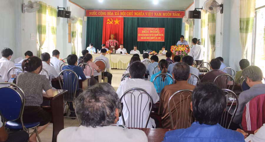 Quang cảnh buổi tiếp xúc cử tri tại xã Ia Grăng (huyện Ia Grai). Ảnh: Phan Lài