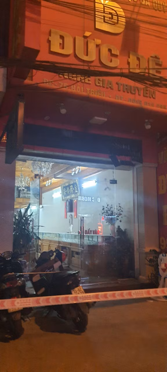 Tiệm vàng Đức Đệ