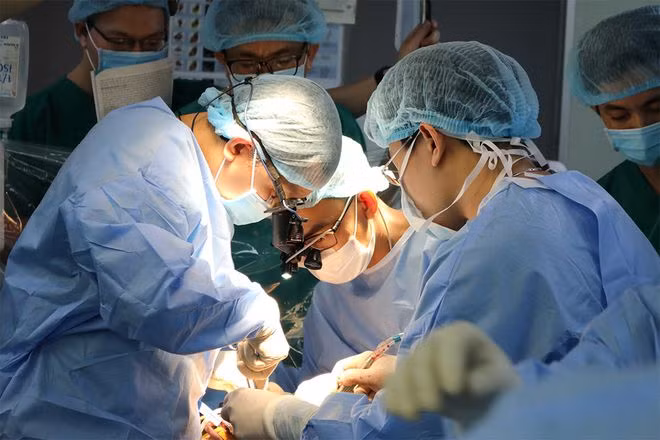 Một ca ghép tim tại Bệnh viện Chợ Rẫy (TP.HCM) ẢNH: BVCC
