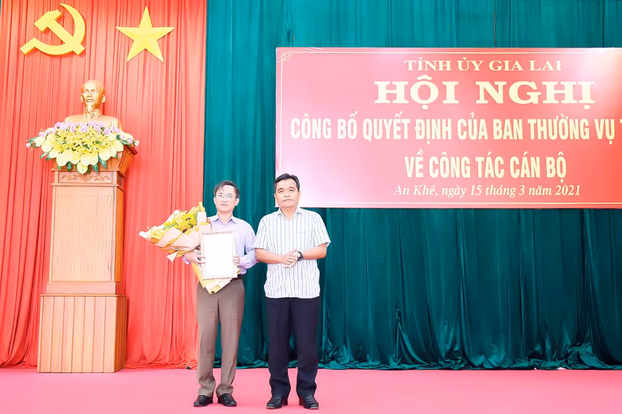  Bí thư Tỉnh ủy Gia Lai Hồ Văn Niên . Ảnh: Đức Thụy