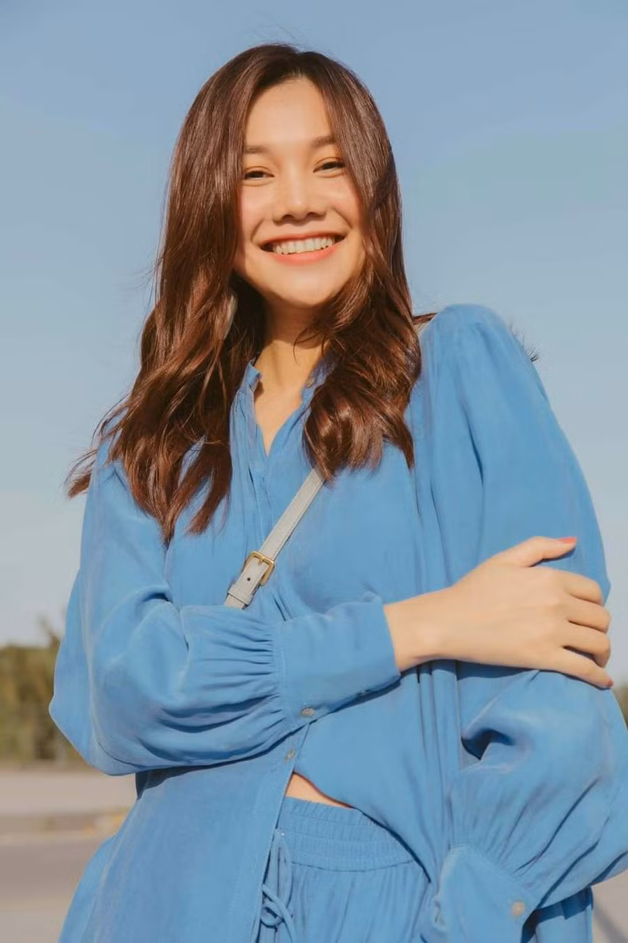 Bên dưới loạt ảnh của siêu mẫu Thanh Hằng đăng tải là những lời khen ngợi từ dân mạng và người hâm mộ.