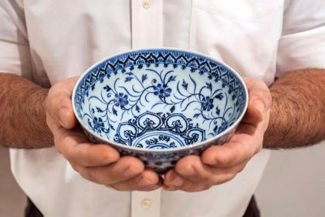 Cận cảnh cái chén quý - Ảnh: Sotheby's Cận cảnh cái chén quý - Ảnh: Sotheby's