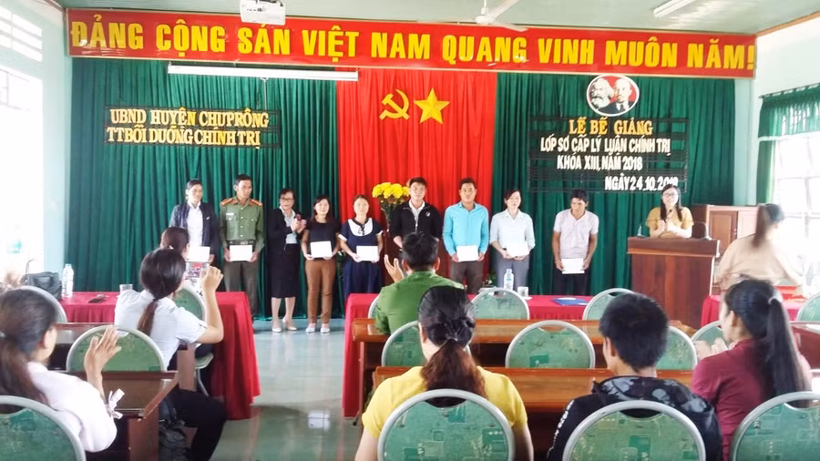 Huyện Chư Prông thường xuyên mở các lớp đào tạo bồi dưỡng. Ảnh: Vĩnh Hoàng