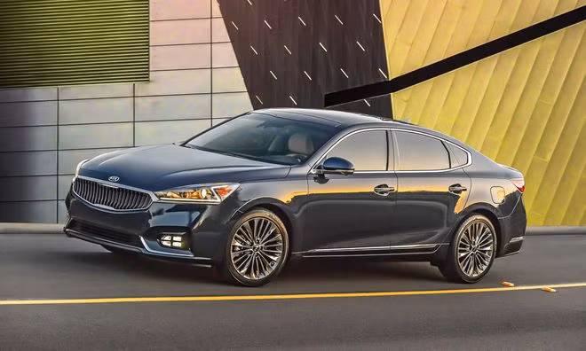 ... và 7.680 xe Cadenza (hay còn gọi là K7) xuất xưởng từ năm 2017-2019.