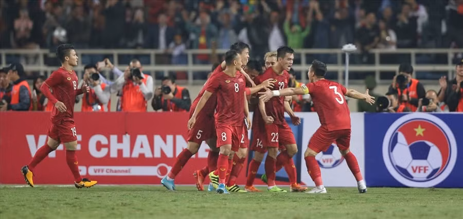 Tiến Linh ghi bàn duy nhất giúp tuyển Việt Nam thắng UAE 1-0 ở giai đoạn lượt đi. Ảnh: AFC.