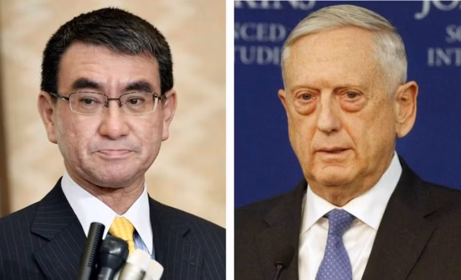 Ngoại trưởng Nhật Bản Taro Kono (trai) và Bộ trưởng Quốc phòng Mỹ James Mattis.