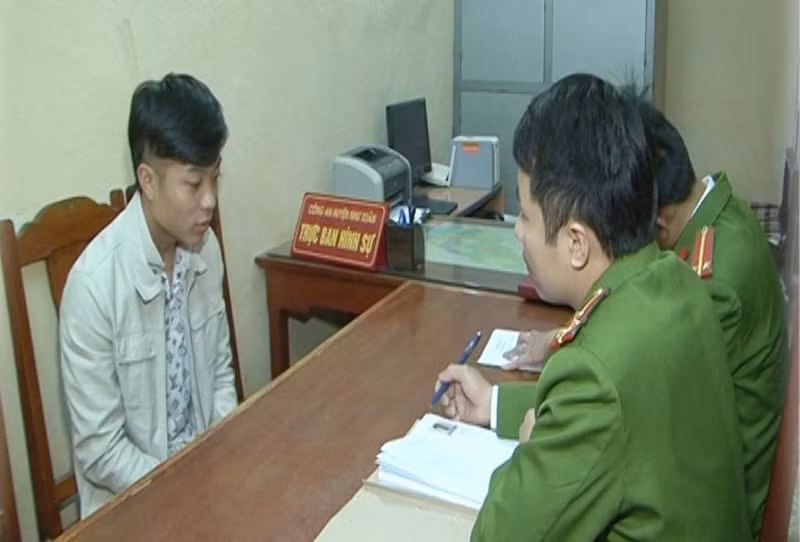 Vũ Văn Phong khai nhận hành vi của mình tại cơ quan công an.