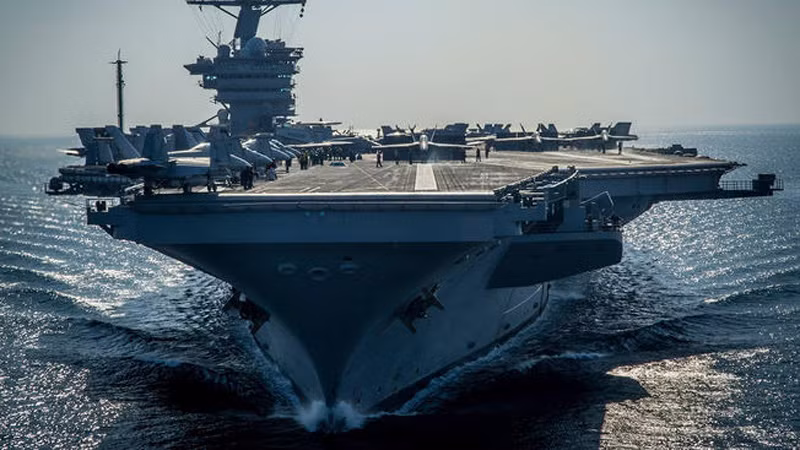USS Carl Vinson là tàu sân bay đầu tiên của Hoa Kỳ ghé thăm Việt Nam sau Chiến tranh Việt Nam, và cùng với hai tàu chiến cùng 6.000 binh sĩ đi kèm, tạo nên sự hiện diện quân sự lớn nhất của Mỹ tại Việt Nam kể từ thời điểm đó.