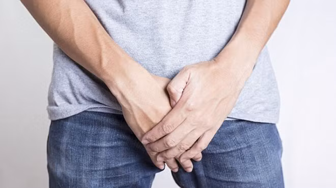 Phim chụp X-quang cho thấy các tế bào xương đang hình thành bên trong “cậu nhỏ” của bệnh nhân- Ảnh minh họa: Shutterstock Phim chụp X-quang cho thấy các tế bào xương đang hình thành bên trong “cậu nhỏ” của bệnh nhân- Ảnh minh họa: Shutterstock