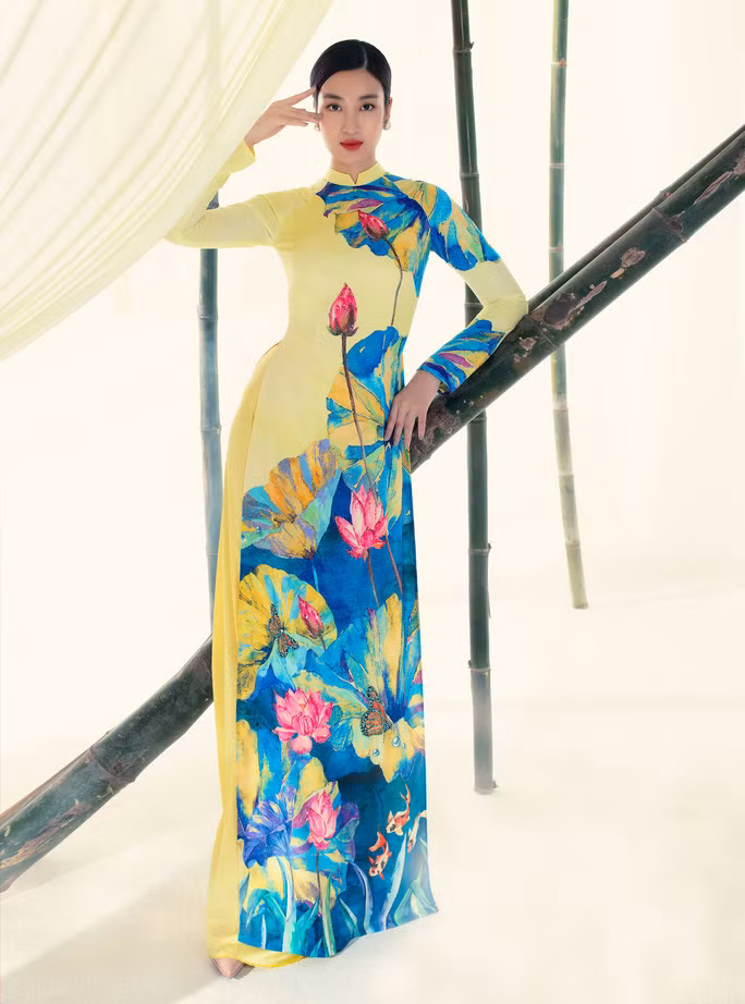 Tranh sơn dầu lên áo dài