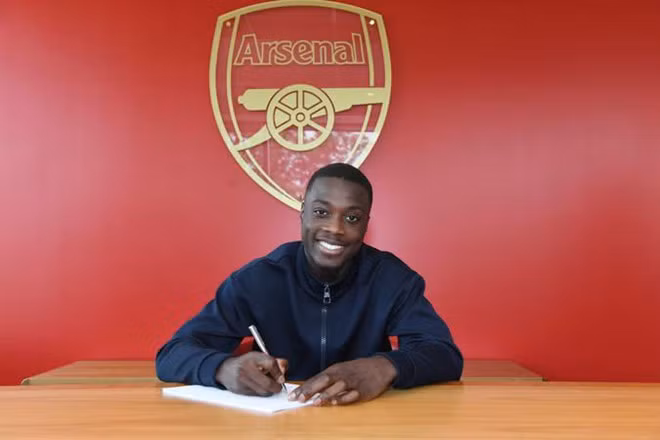 Nicolas Pepe trở thành tân binh đắt giá nhất trong lịch sử Arsenal.