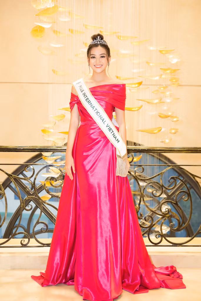  Nguyễn Tường San sẽ tham dự cuộc thi Hoa hậu Quốc tế 2019