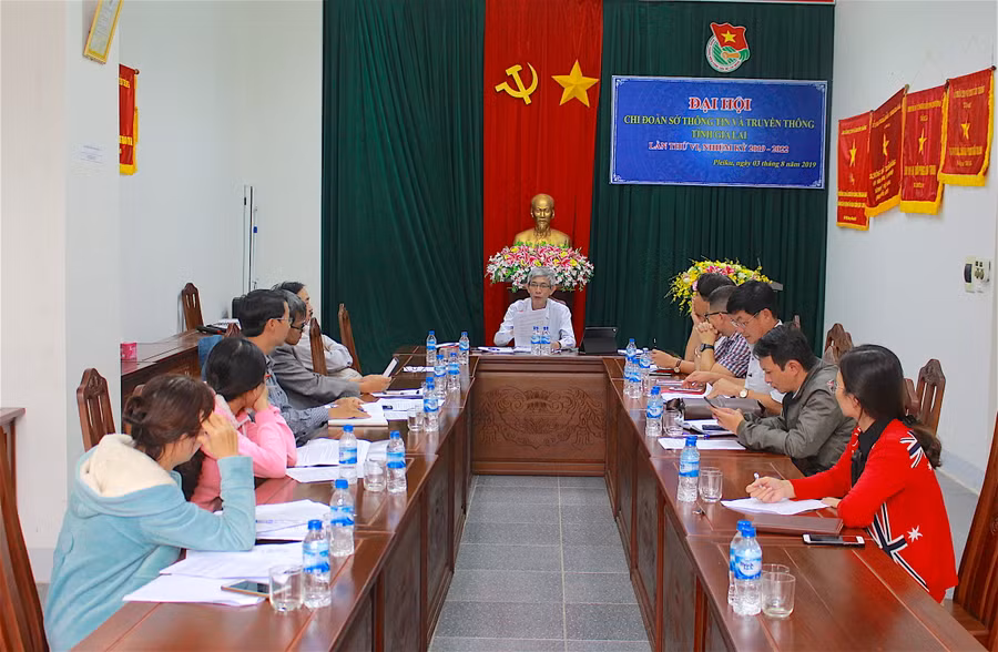 Toàn cảnh cuộc họp. Ảnh: Hồng Thi