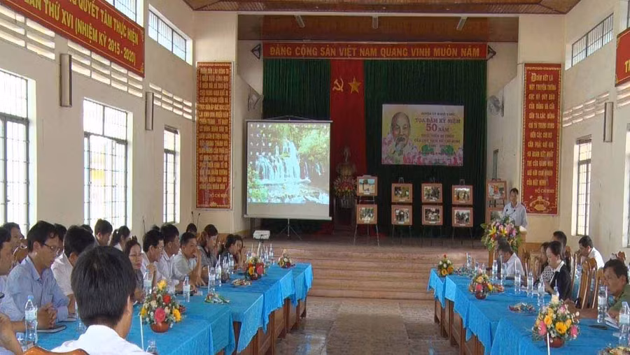Quang cảnh buổi tọa đàm. Ảnh: Hà Phương