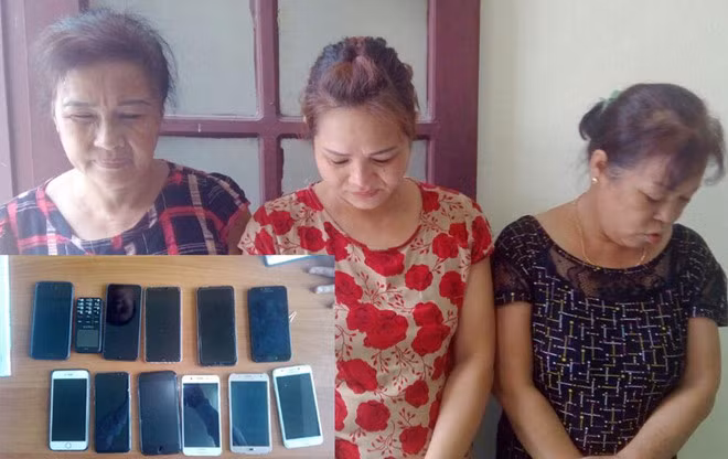 Loan, Lan và Thoa cùng tang vật vụ án. Ảnh: Công an cung cấp.