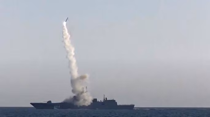 Nga thử tên lửa siêu âm Zircon ở biển Trắng năm 2019. Ảnh: Reuters