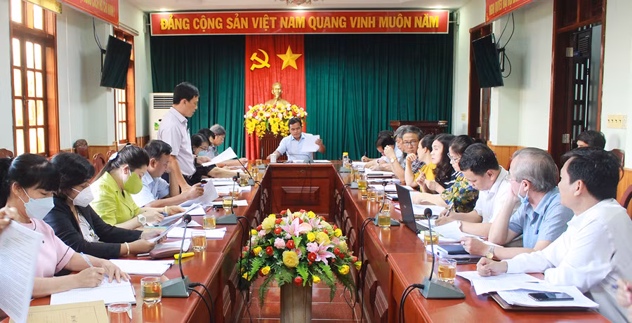 Quang cảnh phiên họp. Ảnh: Q.Vinh