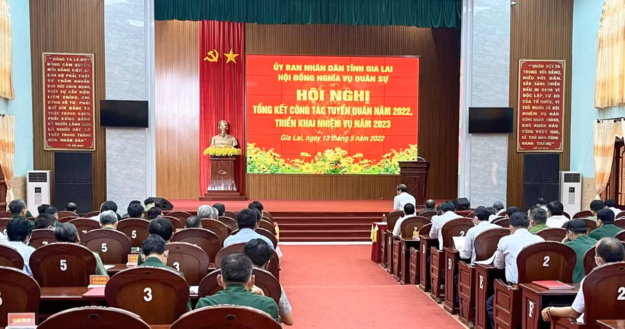 Hội đồng nghĩa vụ quân sự tỉnh tổ chức hội nghị tổng kết công tác tuyển quân năm 2022, triển khai nhiệm vụ năm 2023. Ảnh: Minh Nguyễn