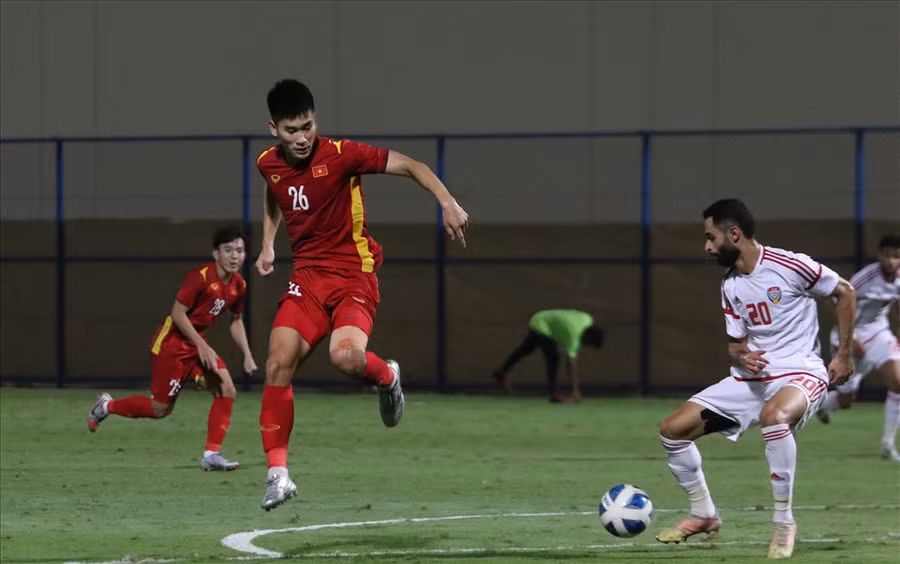 U23 Việt Nam được thử nghiệm với sơ đồ 4-3-3. Ảnh: VFF