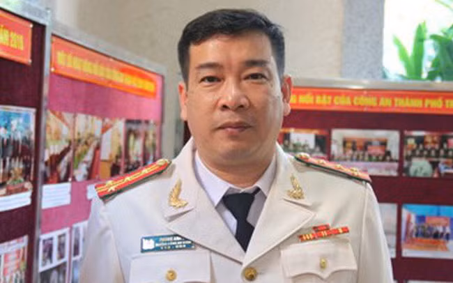  Bị can Phùng Anh Lê khi còn tại chức - Ảnh: T.P.