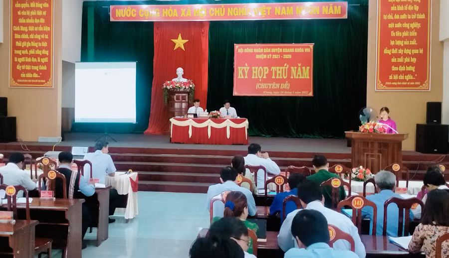 Quang cảnh kỳ họp. Ảnh: Hồng Hạnh