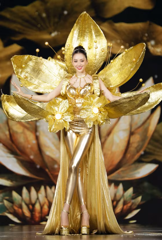 Hoa hậu Tiểu Vy