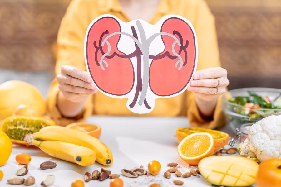 Người bị suy thận nên tránh chuối. Ảnh: Shutterstock