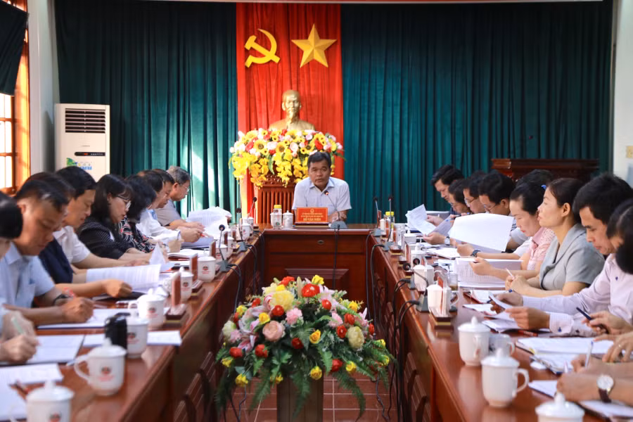 Quang cảnh phiên họp Thường trực HĐND tỉnh. Ảnh: Phương Linh Quang cảnh phiên họp Thường trực HĐND tỉnh. Ảnh: Phương Linh