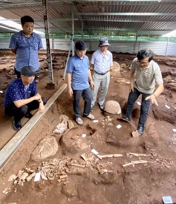 Di cốt người cổ phát hiện tại di tích Giồng Cá Vồ (huyện Cần Giờ). Ảnh nguồn Báo Tuổi Trẻ