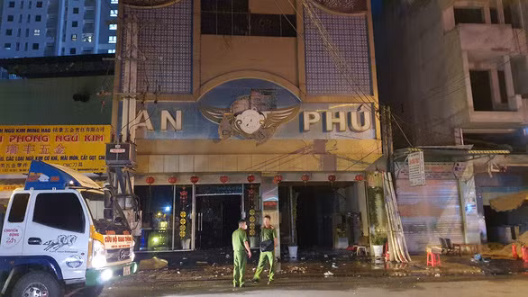 Hiện trường vụ hỏa hoạn. Ảnh nguồn Báo Tuổi Trẻ