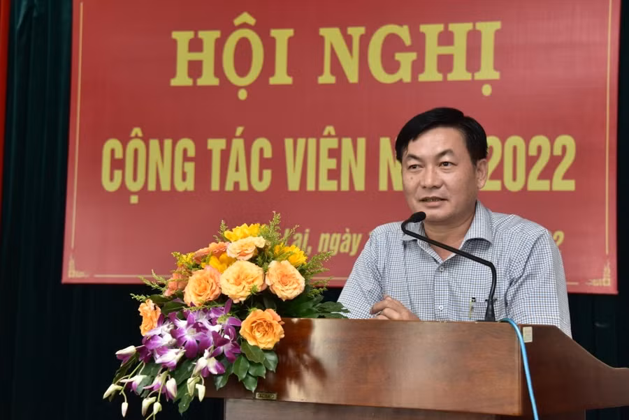 Tổng Biên tập Báo Gia Lai Huỳnh Kiên cảm ơn sự đồng hành của đội ngũ cộng tác viên trong thời gian qua. Ảnh: Đức Thụy