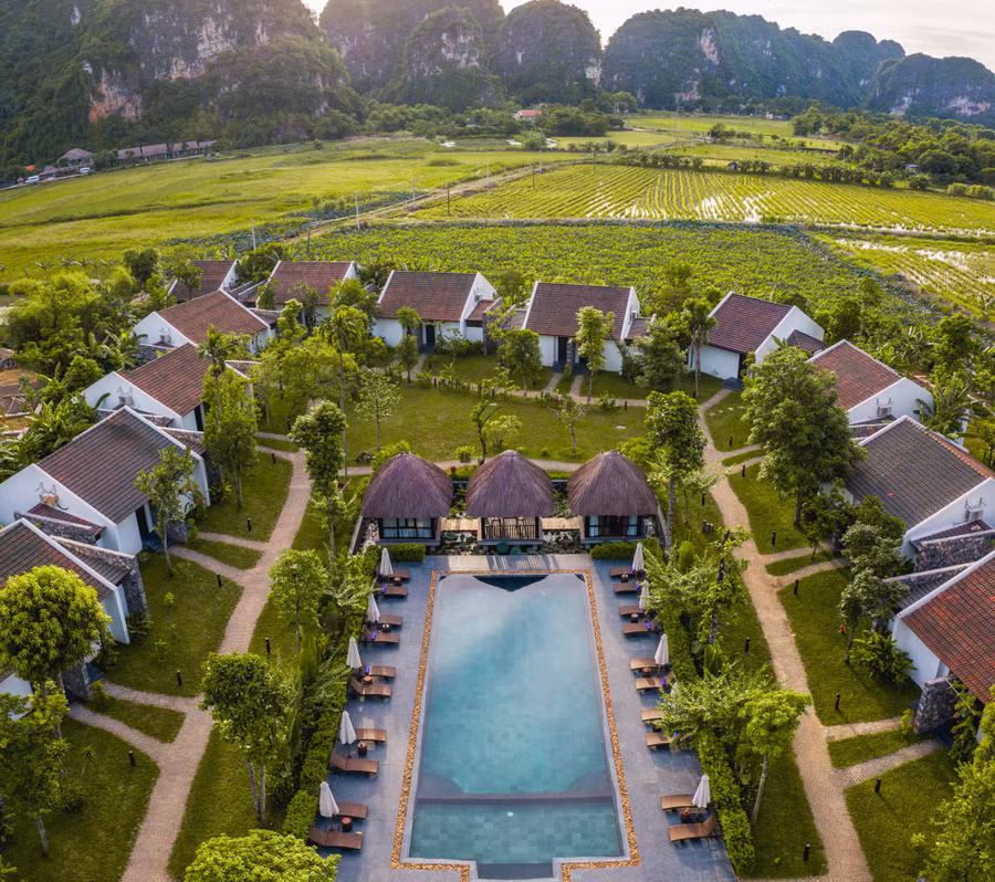 Aravinda Resort