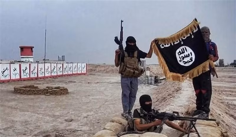 Các tay súng IS tại tỉnh Salahuddin, Iraq. Ảnh: AFP/TTXVN