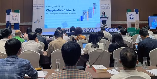 Chương trình đào tạo thu hút sự quan tâm của 200 cơ quan báo chí. (Ảnh: VOV) Chương trình đào tạo thu hút sự quan tâm của 200 cơ quan báo chí. (Ảnh: VOV)