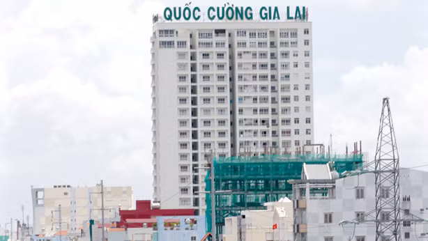Quốc Cường Gia Lai phải trả 1.352 tỷ đồng nợ ngân hàng trong quý I-2017. Ảnh: Quang Nam